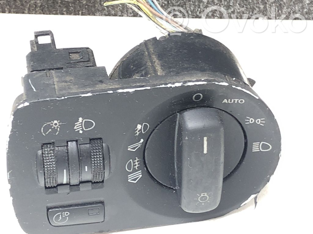 Audi A3 S3 8P Light switch 