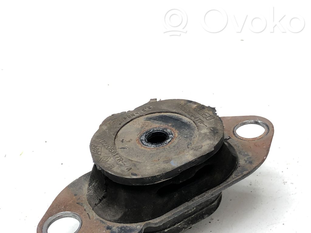 Engine mount bracket   112202847R