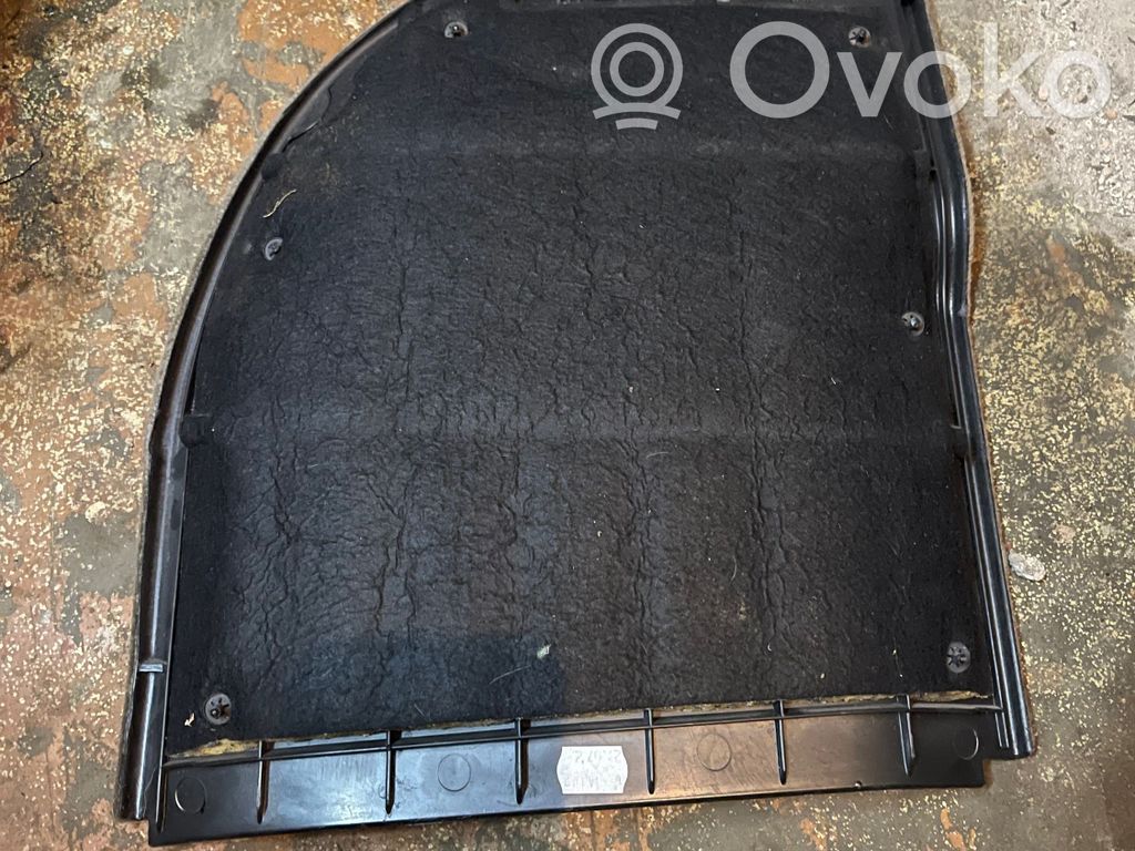BMW 5 F10 F11 Kita bagažinės apdailos detalė 