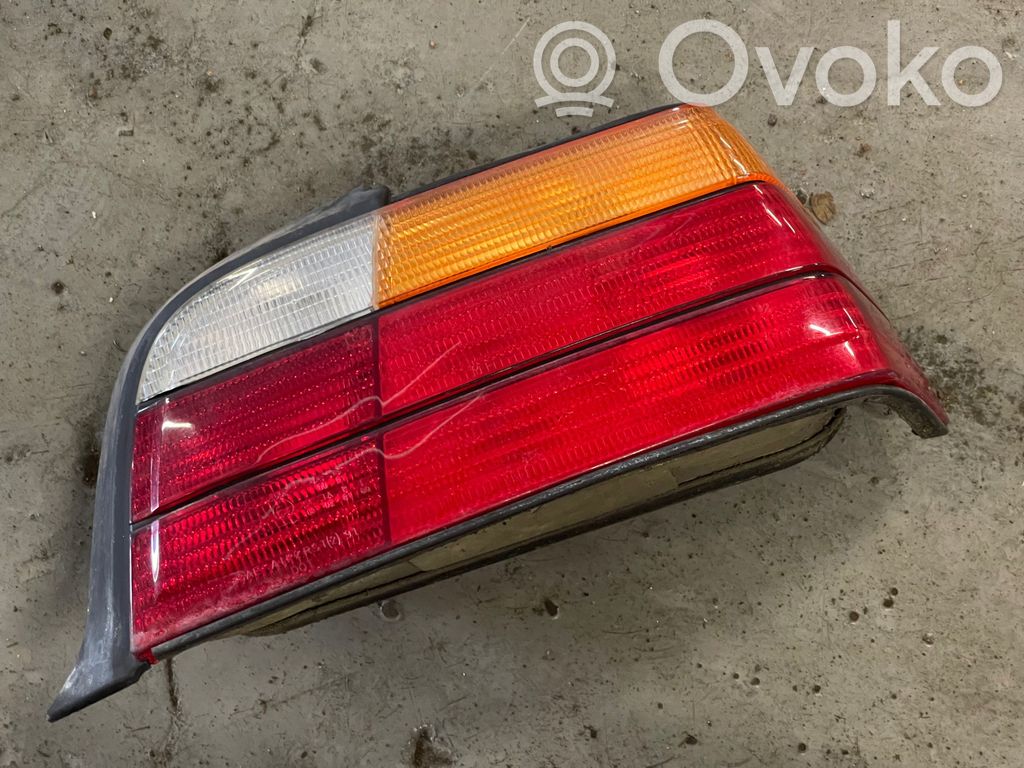 BMW 3 E36 Lampa tylna 