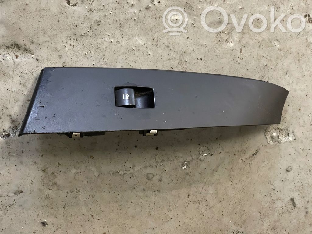Electric window control switch   6940313,JC1373103SW,15939805