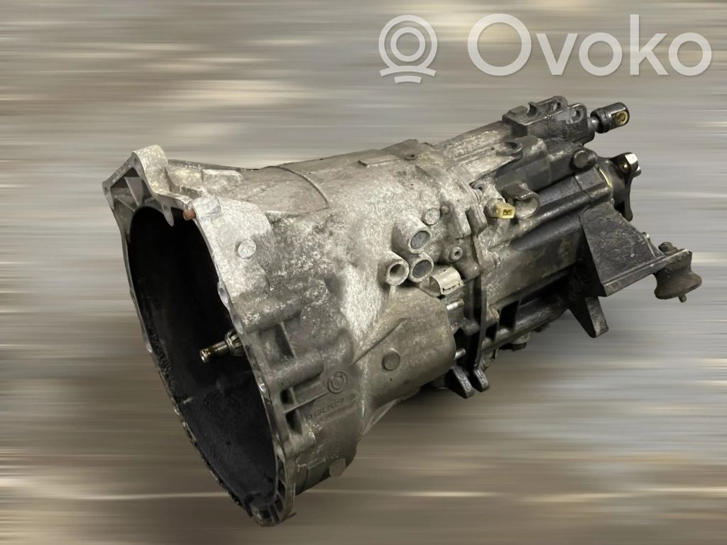 BMW 3 E46 Mechaninė 5 pavarų dėžė 