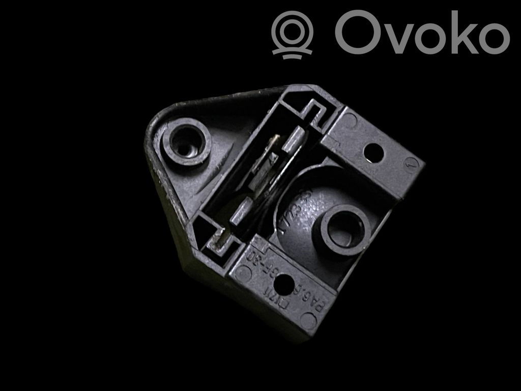 BMW Z3 E36 Radiator mount bracket 