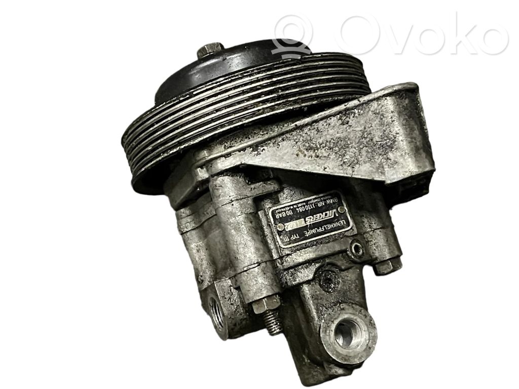 BMW 3 E30 Ohjaustehostimen pumppu 