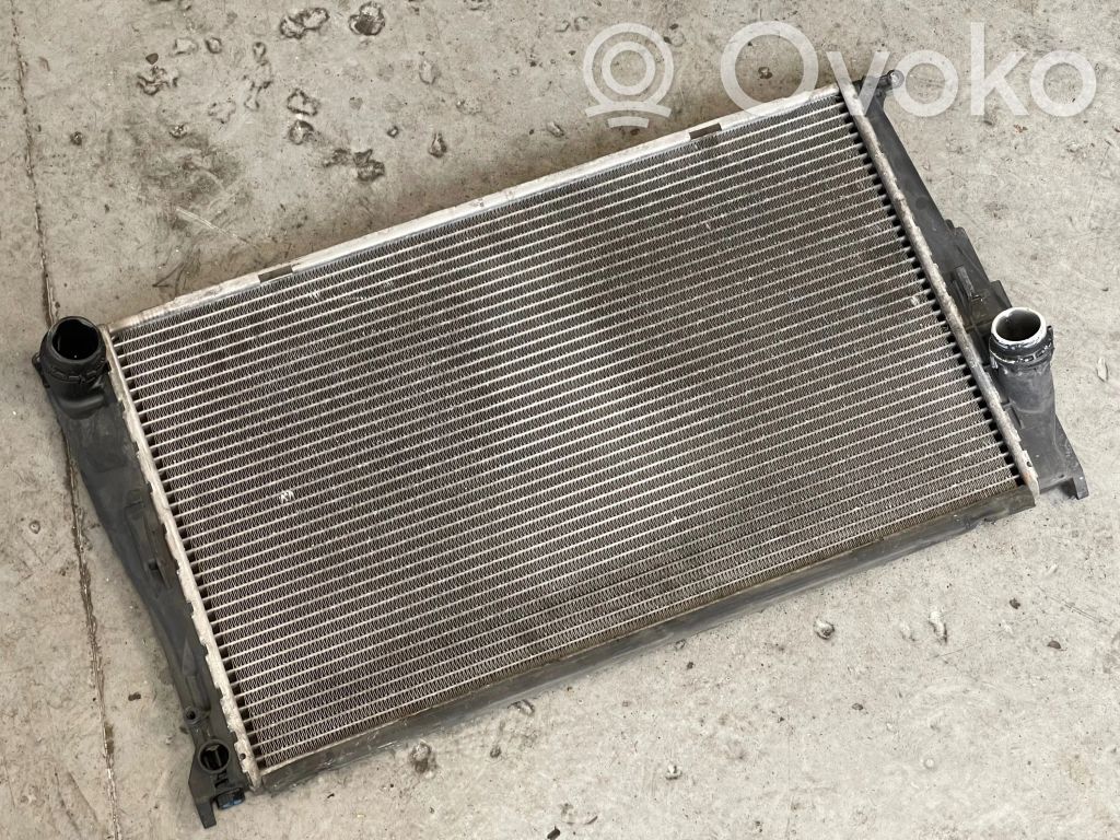 BMW 3 E92 E93 Dzesēšanas šķidruma radiators 