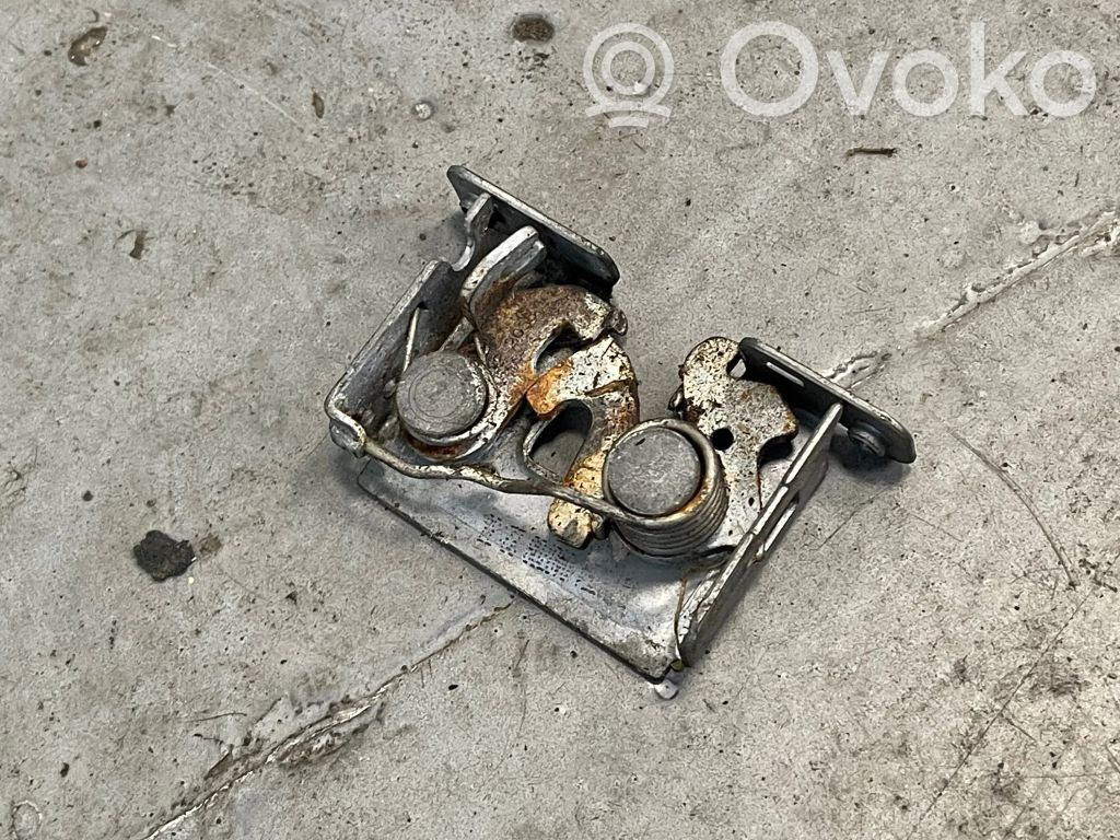 BMW X5 E70 Zamek pokrywy przedniej / maski silnika 