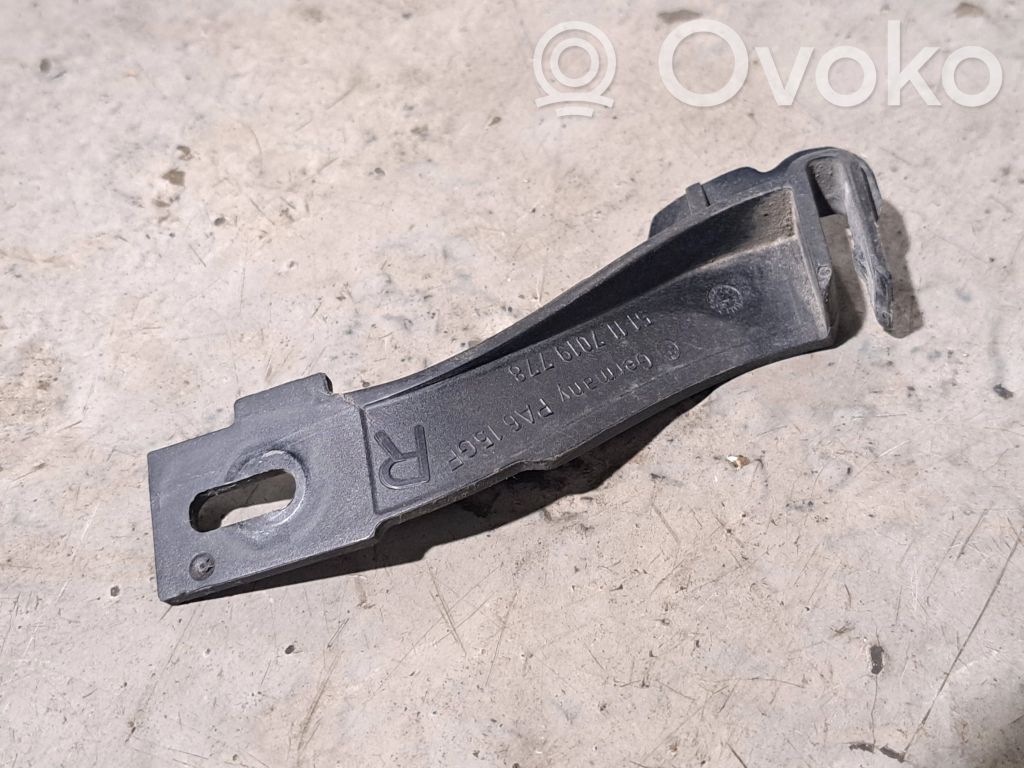 BMW 3 E92 E93 Headlight/headlamp mounting bracket 