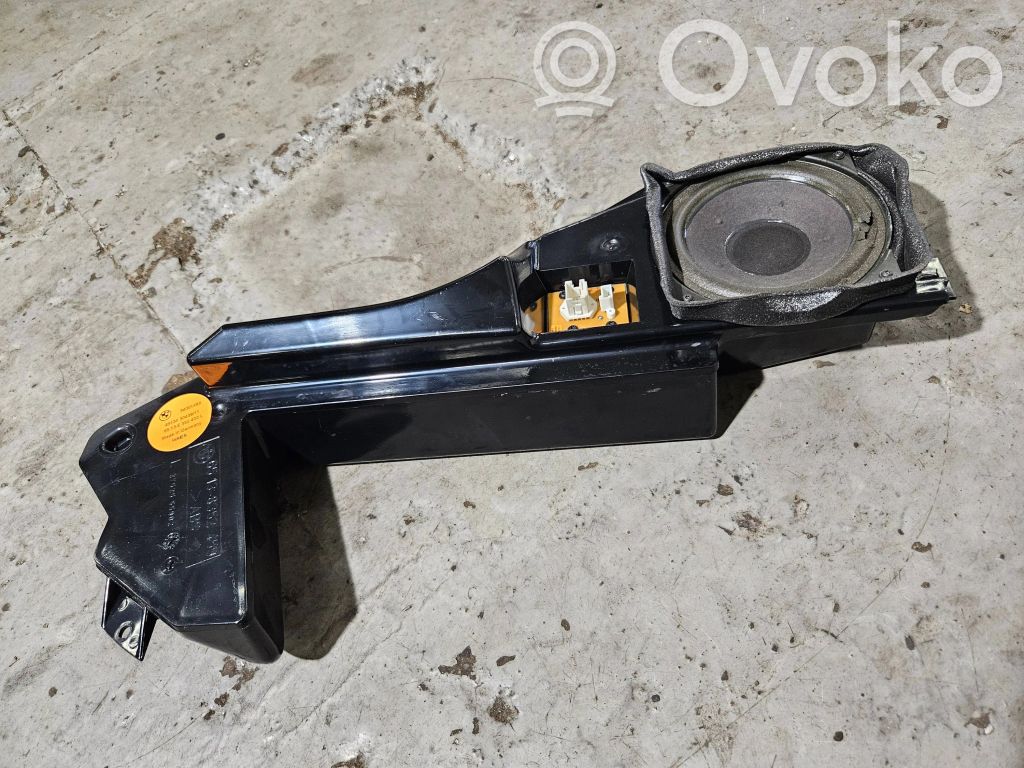 BMW 7 E38 Difuzor în panou 