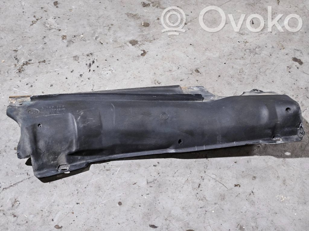 BMW 7 E38 Muu moottoritilan osa 