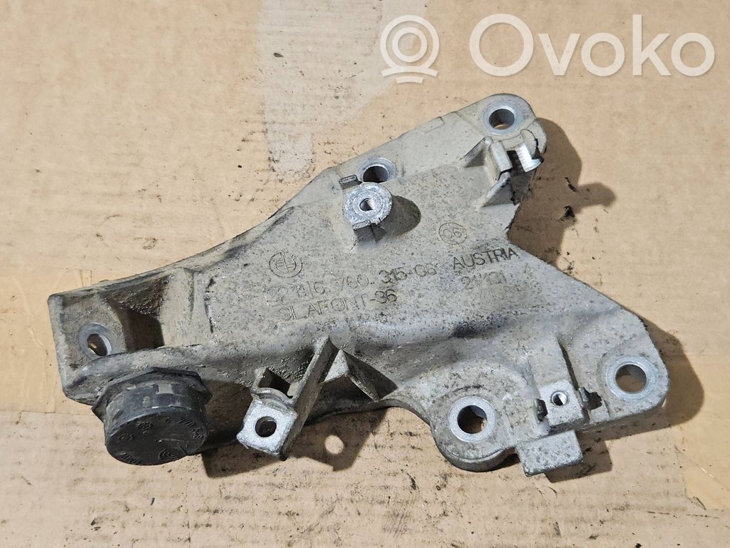 Engine mounting bracket   6760315