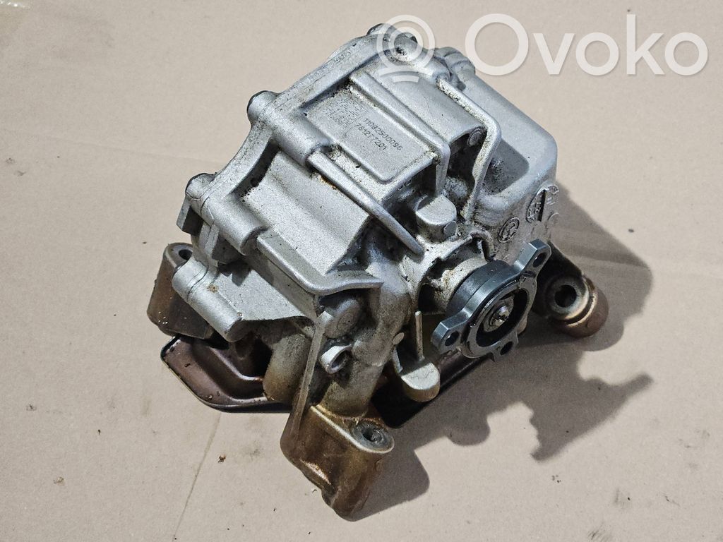 BMW X5 E70 Oil pump 