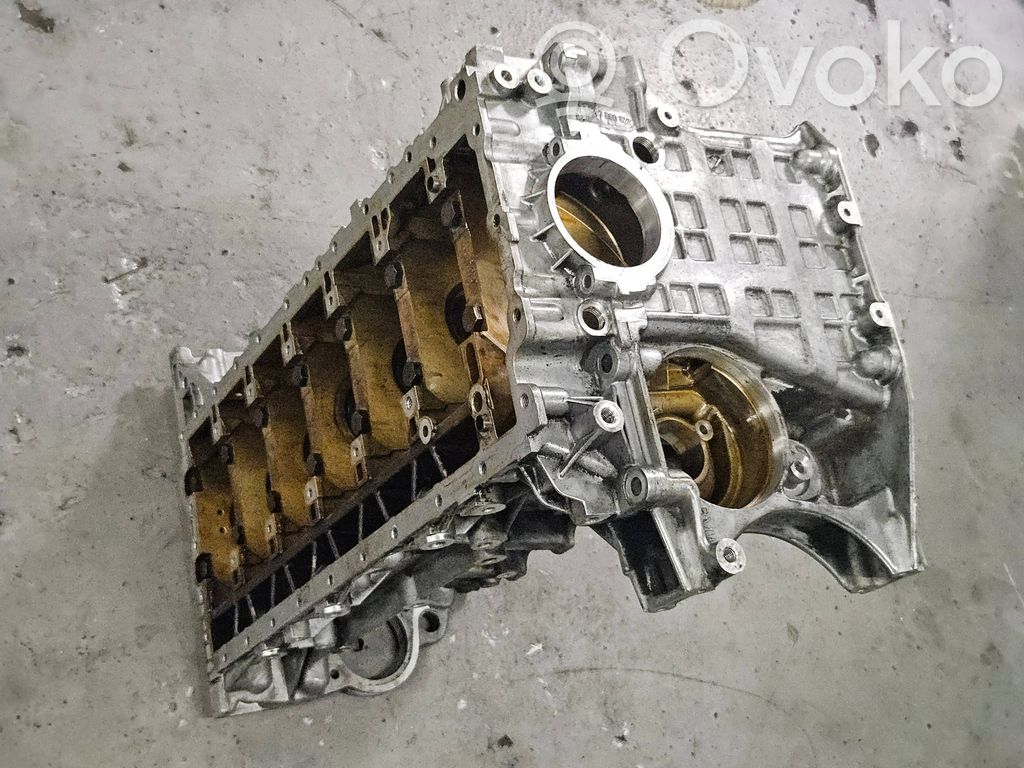 BMW 7 F01 F02 F03 F04 Blok silnika 