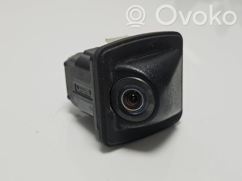 Reversing camera   9240351,908426,7441240712