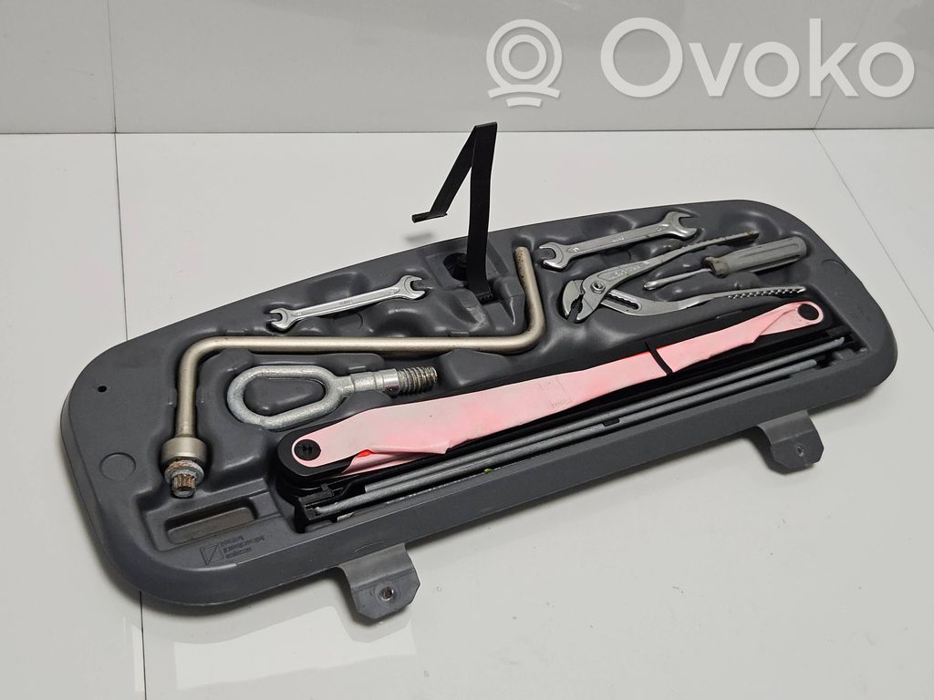 BMW 3 E46 Tool box 