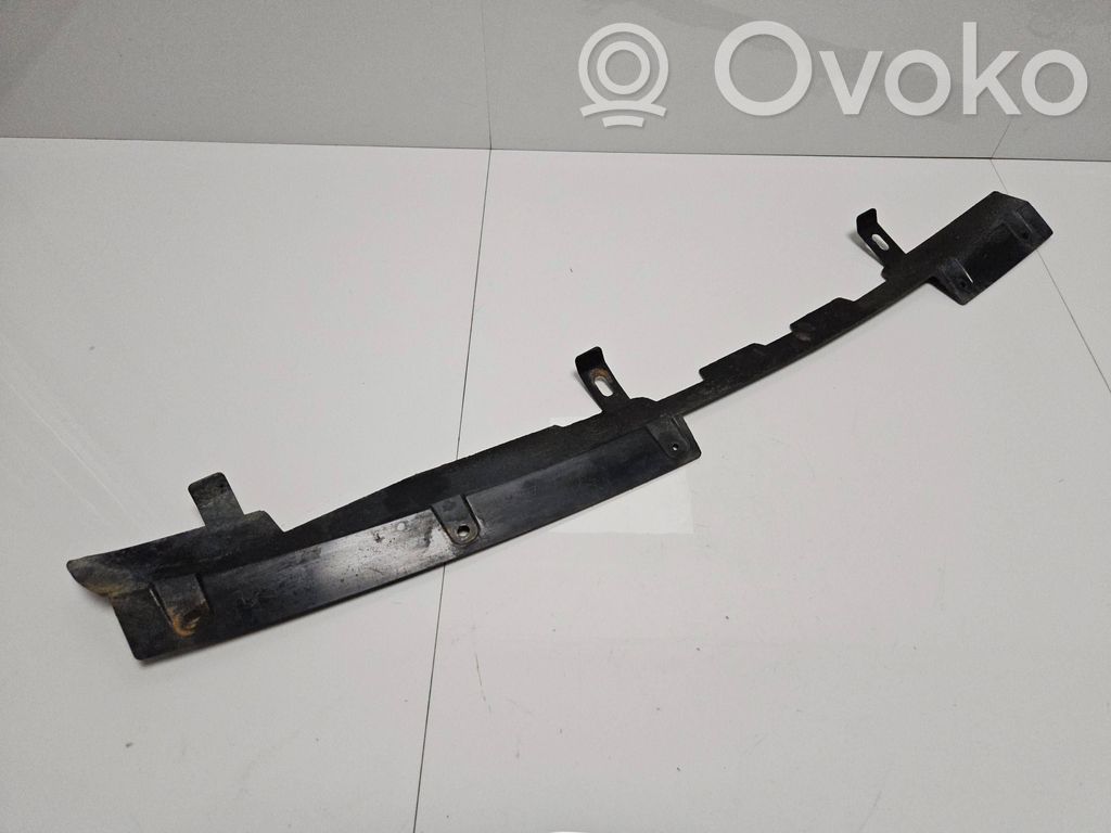BMW 3 E46 Apakšējā bampera daļa 