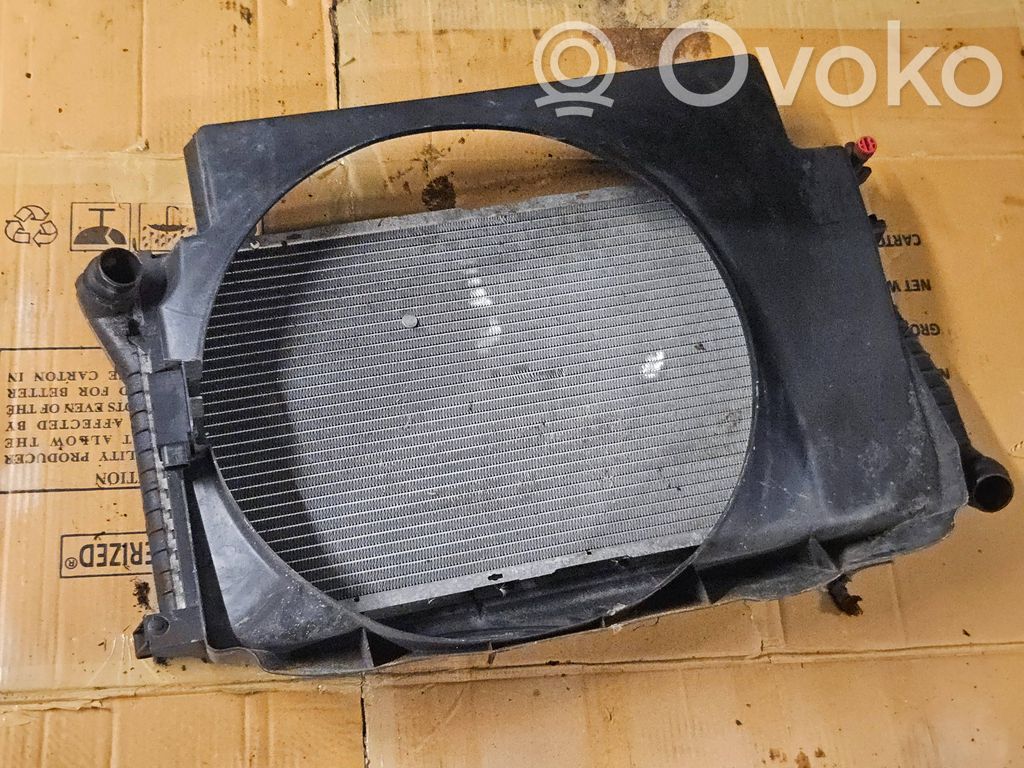 BMW 7 E38 Coolant radiator 