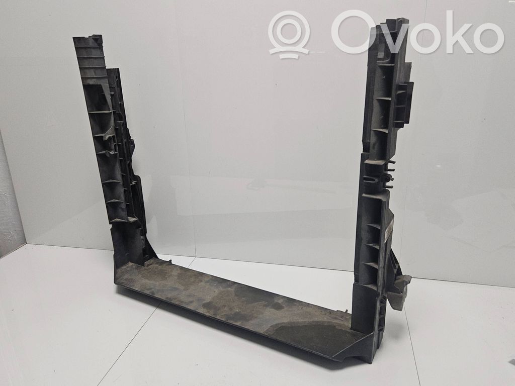 BMW X5 E70 Radiator trim 