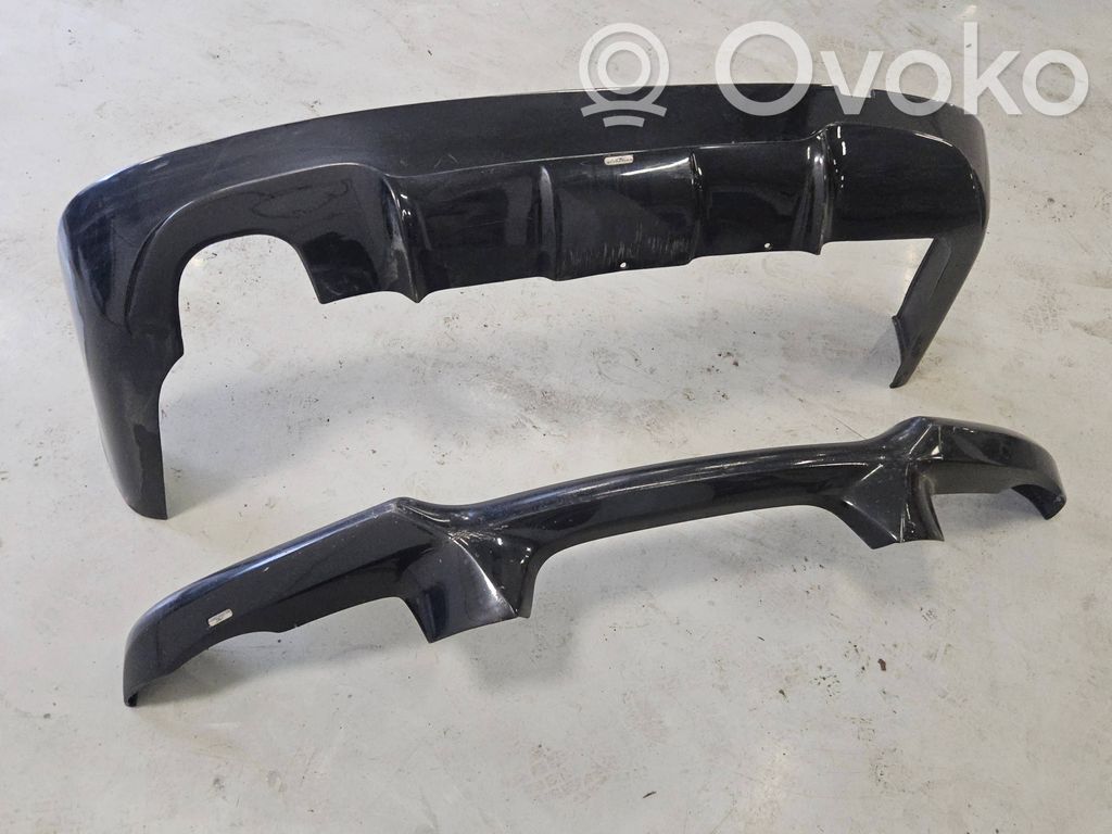 Front bumper lip