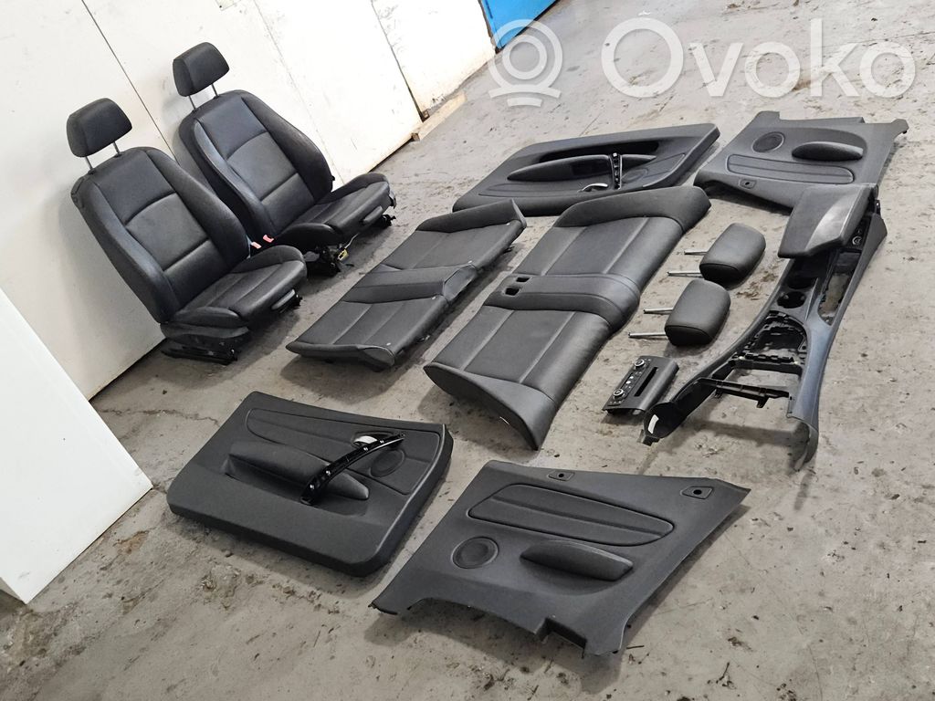 BMW 1 E82 E88 Salono komplektas 