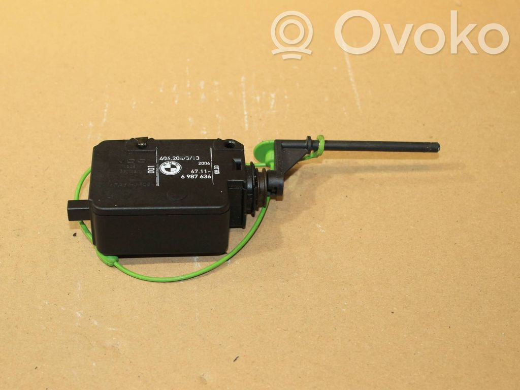BMW X5 E53 Fuel tank cap lock motor 