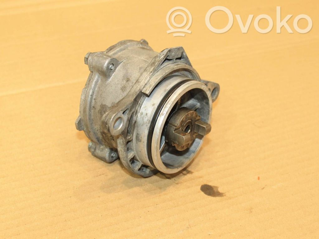 Vacuum pump   024375