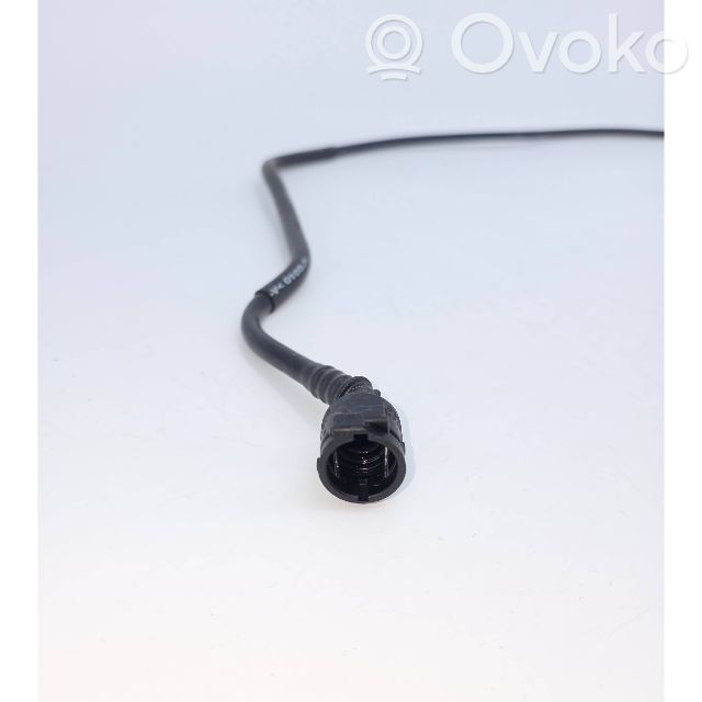 BMW 3 F30 F35 F31 Caurulīte (-es) / šļūtene (-es) 