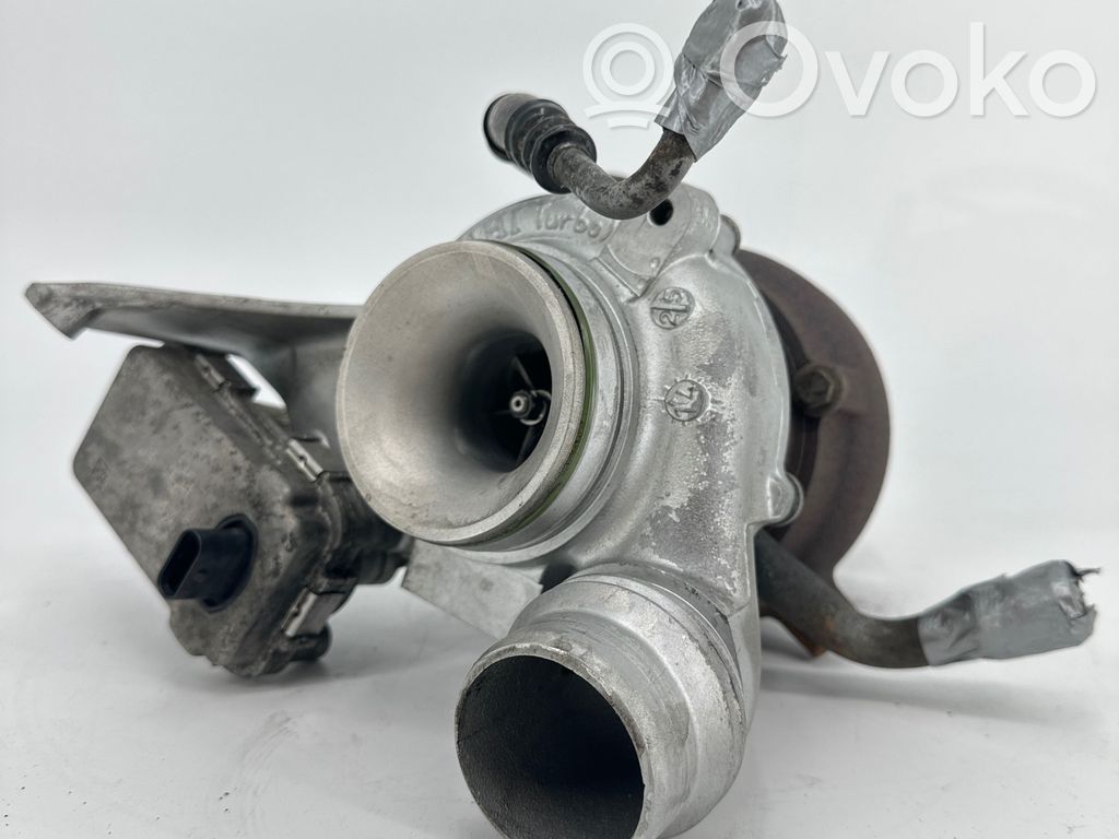 BMW 2 F22 F23 Turbina 