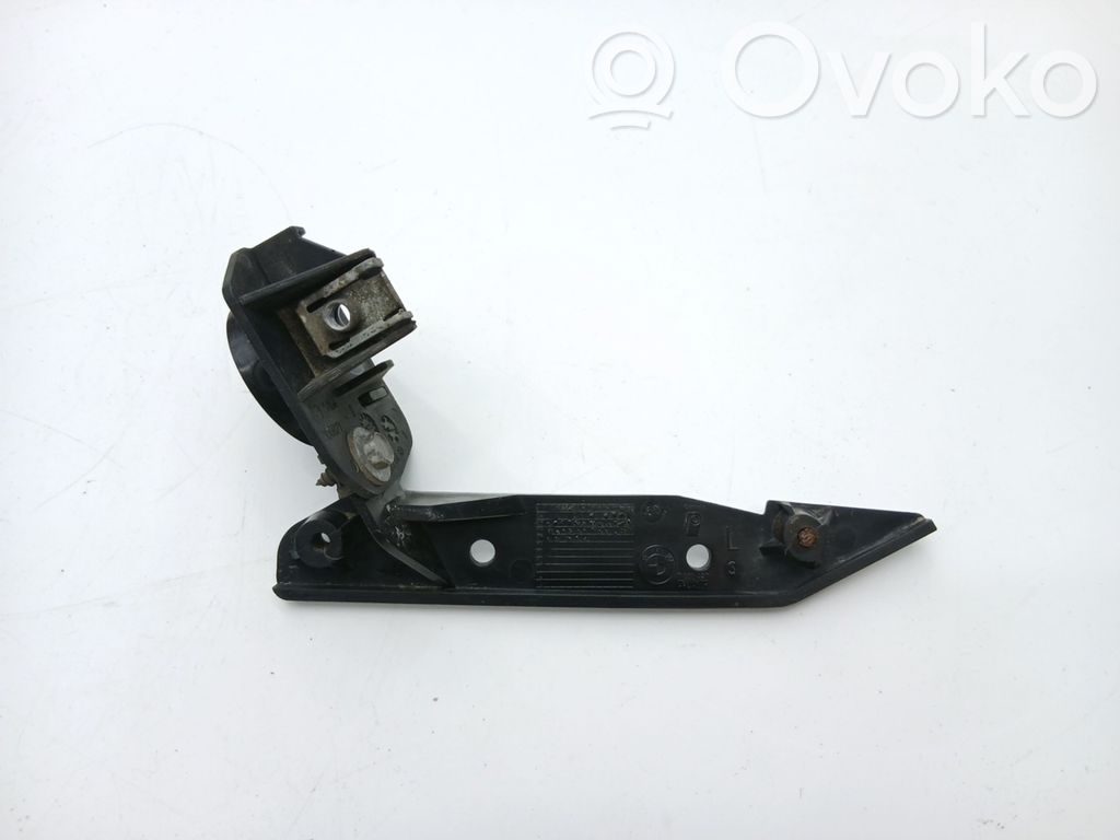 Halterung Scheinwerfer   7058447
