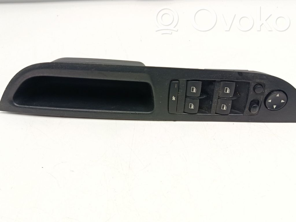 BMW 5 E60 E61 Electric window control switch 