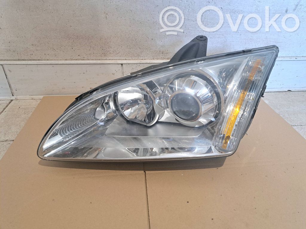 Ford Focus Scheinwerfer 