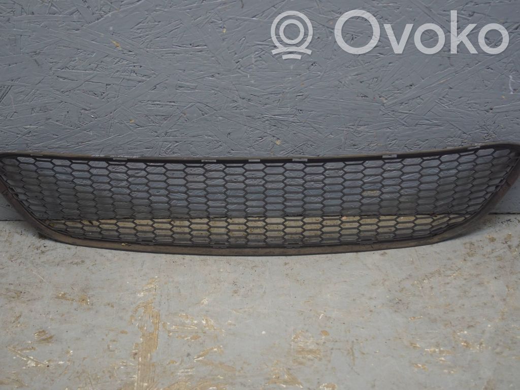 BMW 3 E92 E93 Front bumper lower grill 