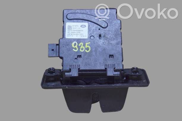 Jaguar XE Tailgate/trunk/boot lock/catch/latch 