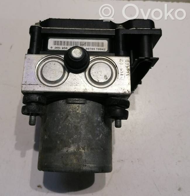 Renault Clio III Bomba de ABS 
