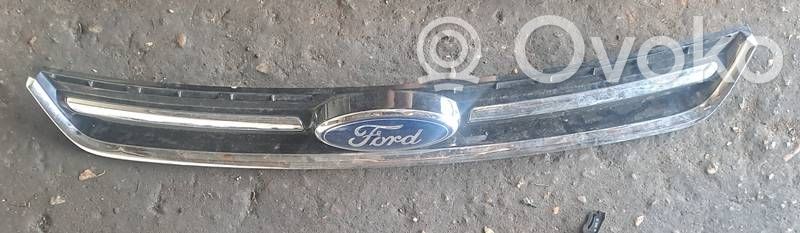 Ford Kuga II Front grill 