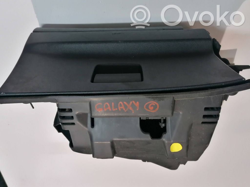 Ford Galaxy Daiktadėžė 