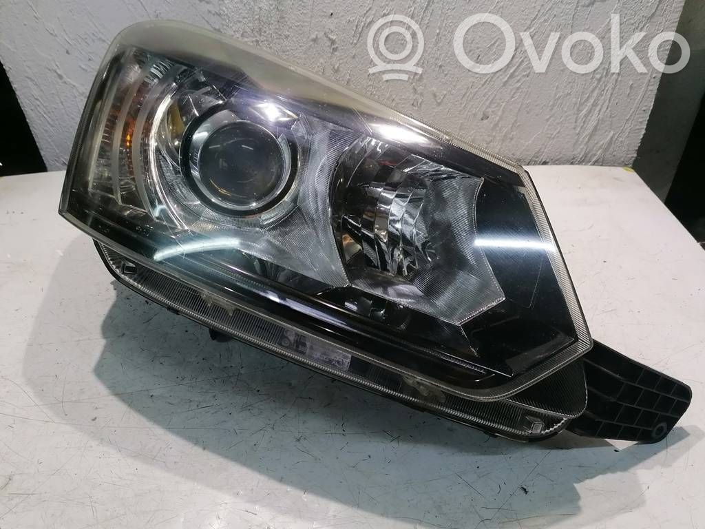 Seat Leon (1P) Lampa przednia 