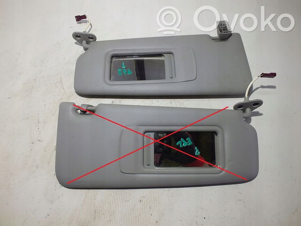 Sun visor clip/hook/bracket   218KM,160KW