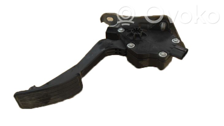 Subaru Legacy Accelerator throttle pedal 