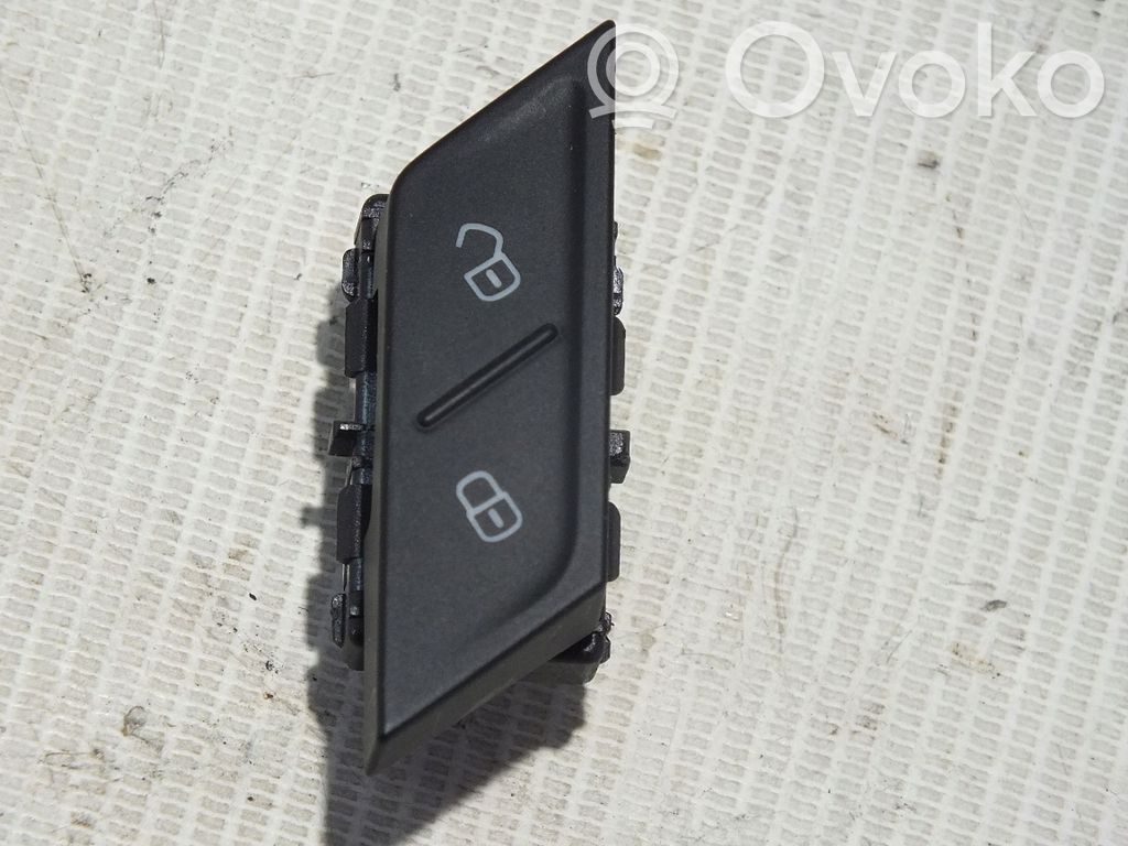 Volkswagen PASSAT B8 Central locking switch button 