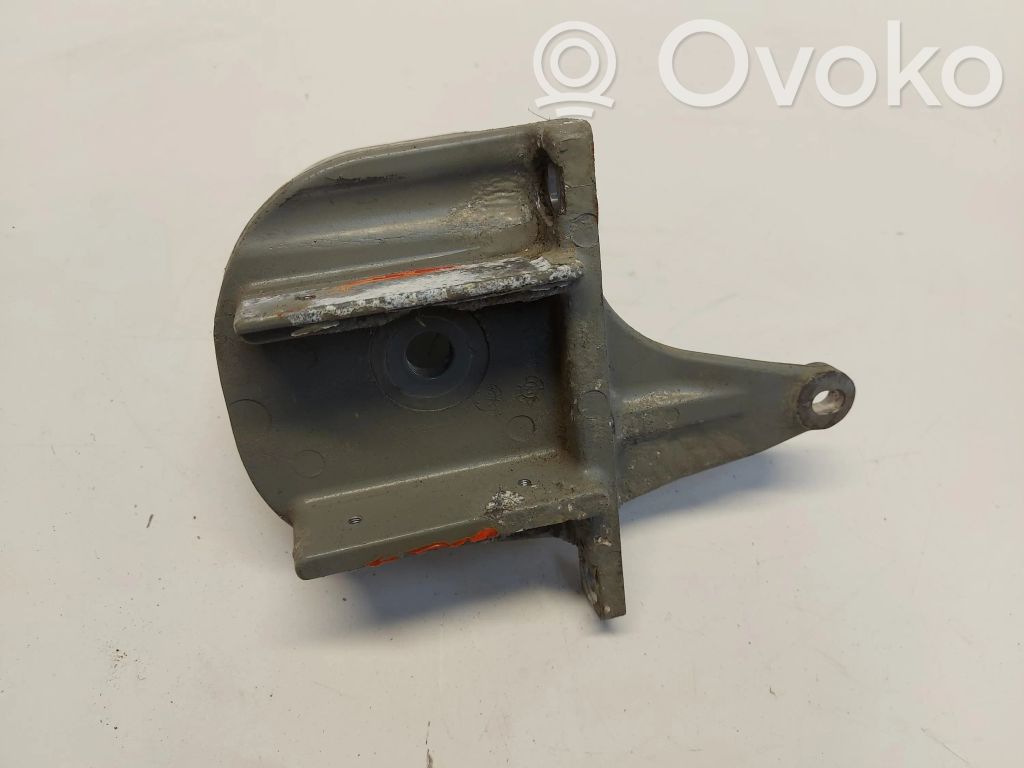 Tesla Model S Engine mount vacuum valve 