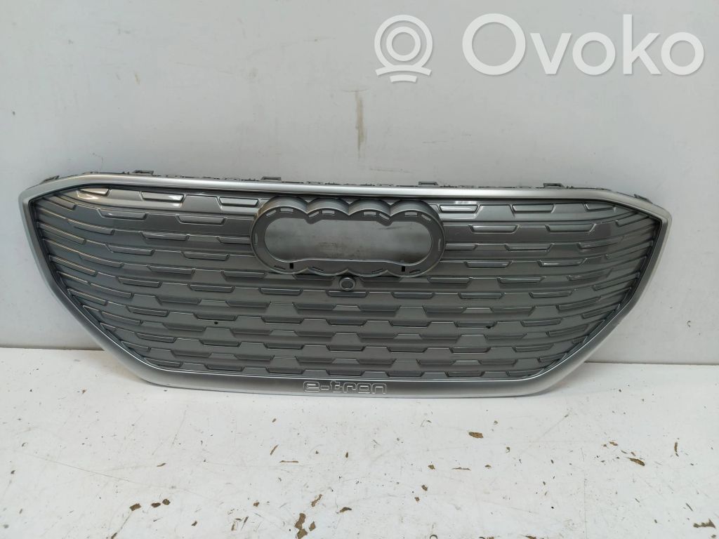 Audi Q4 Sportback e-tron Front bumper upper radiator grill 