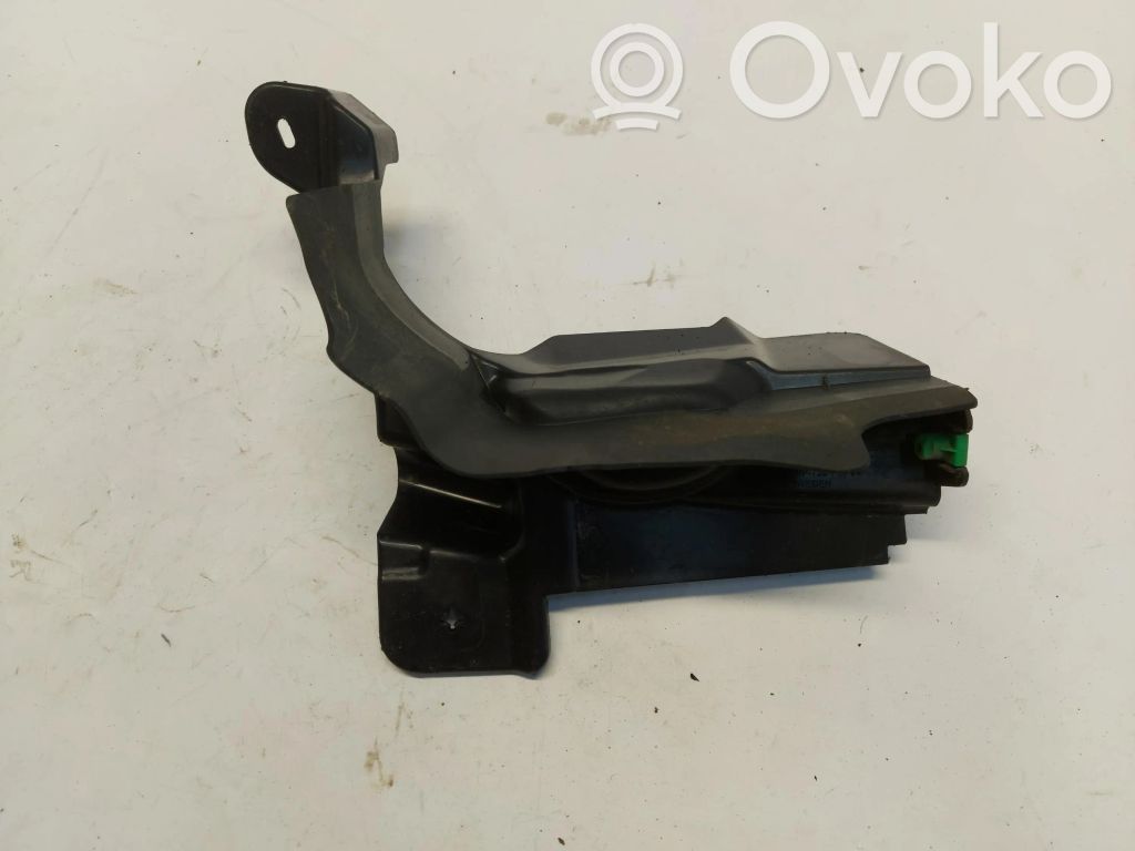 Volvo XC60 Podłużnica przednia 