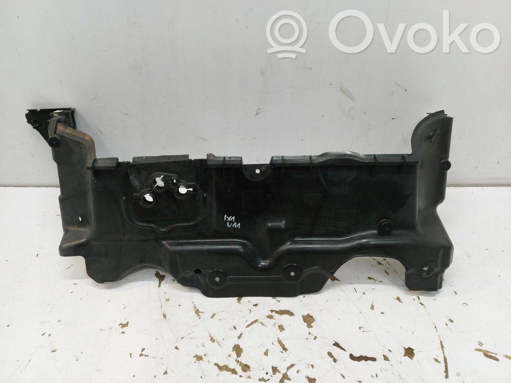 BMW X1 U11 Trennwand Motorraum 