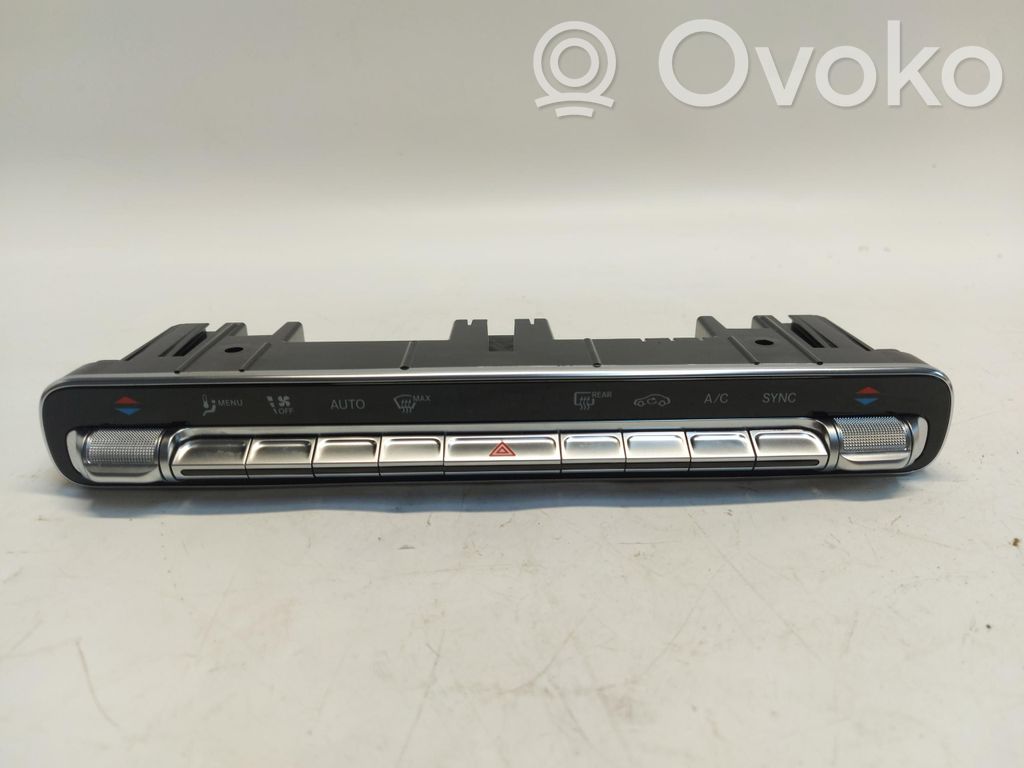 Mercedes-Benz GLA H247 Panel klimatyzacji 