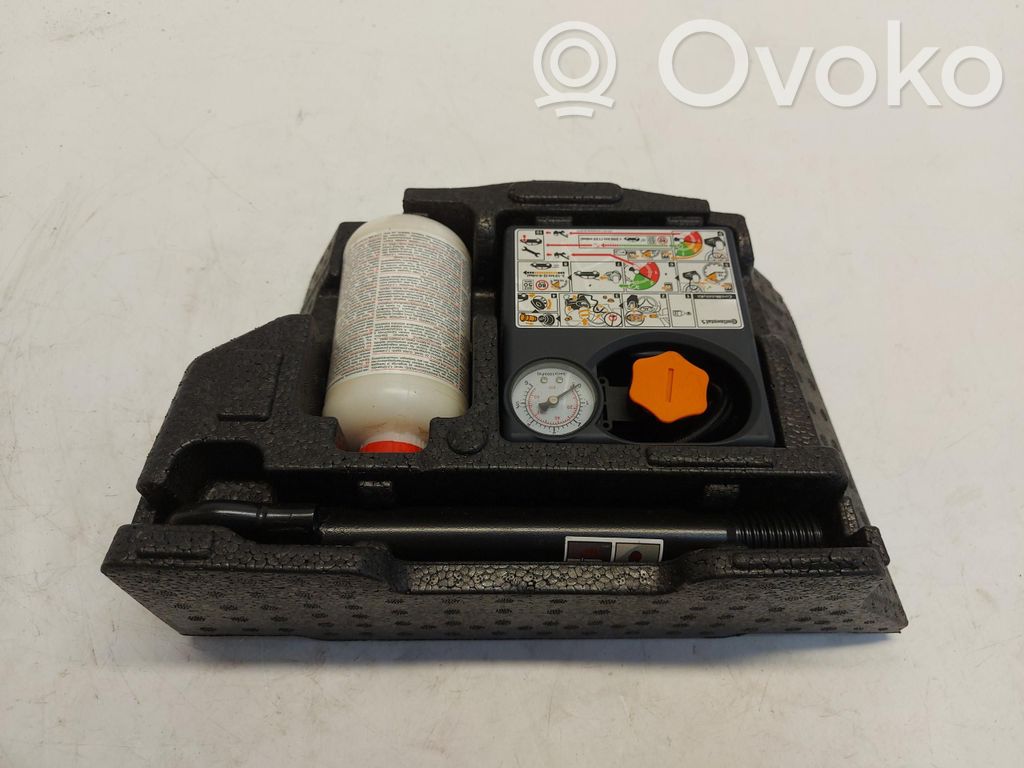 Renault Scenic E-Tech V Tire air pump compressor 