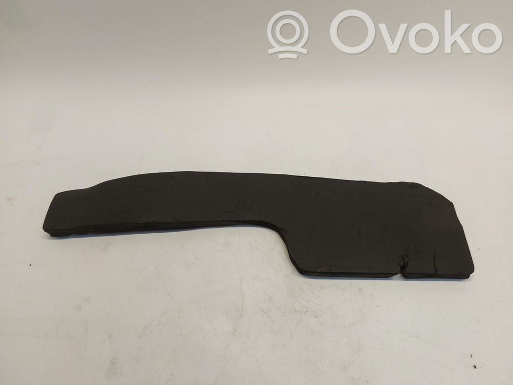 Chery 5/C5 Soporte antisalpicaduras delantero 