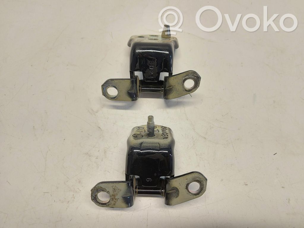 Ford Ranger IV Bisagra inferior de la puerta trasera 