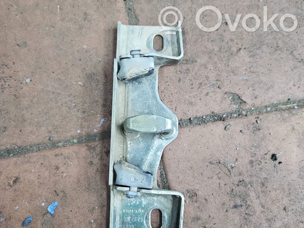 Volvo V70 Tailgate lock loop/hook striker 