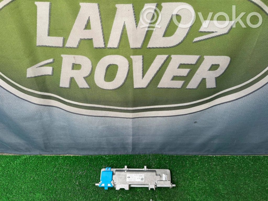 Land Rover Range Rover Velar Windshield/windscreen camera 
