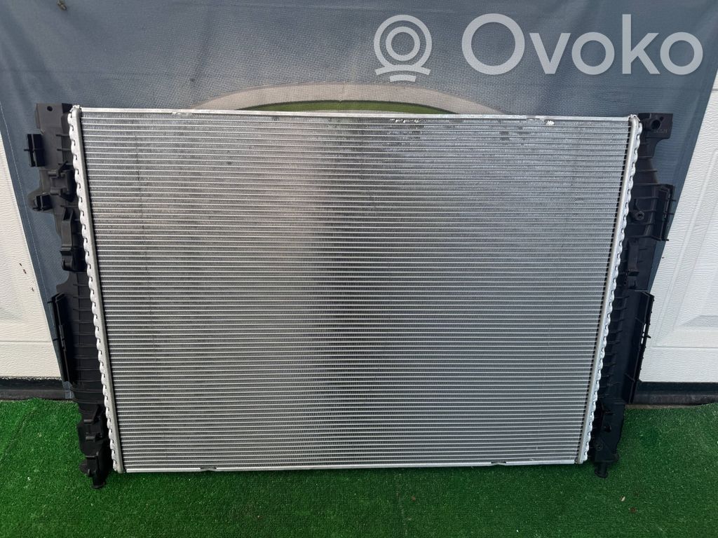 Land Rover Range Rover Evoque L551 Dzesēšanas šķidruma radiators 